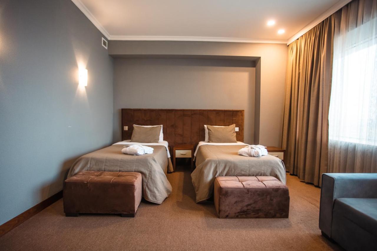 Caspian Business Hotel & Spa Bakoe Buitenkant foto