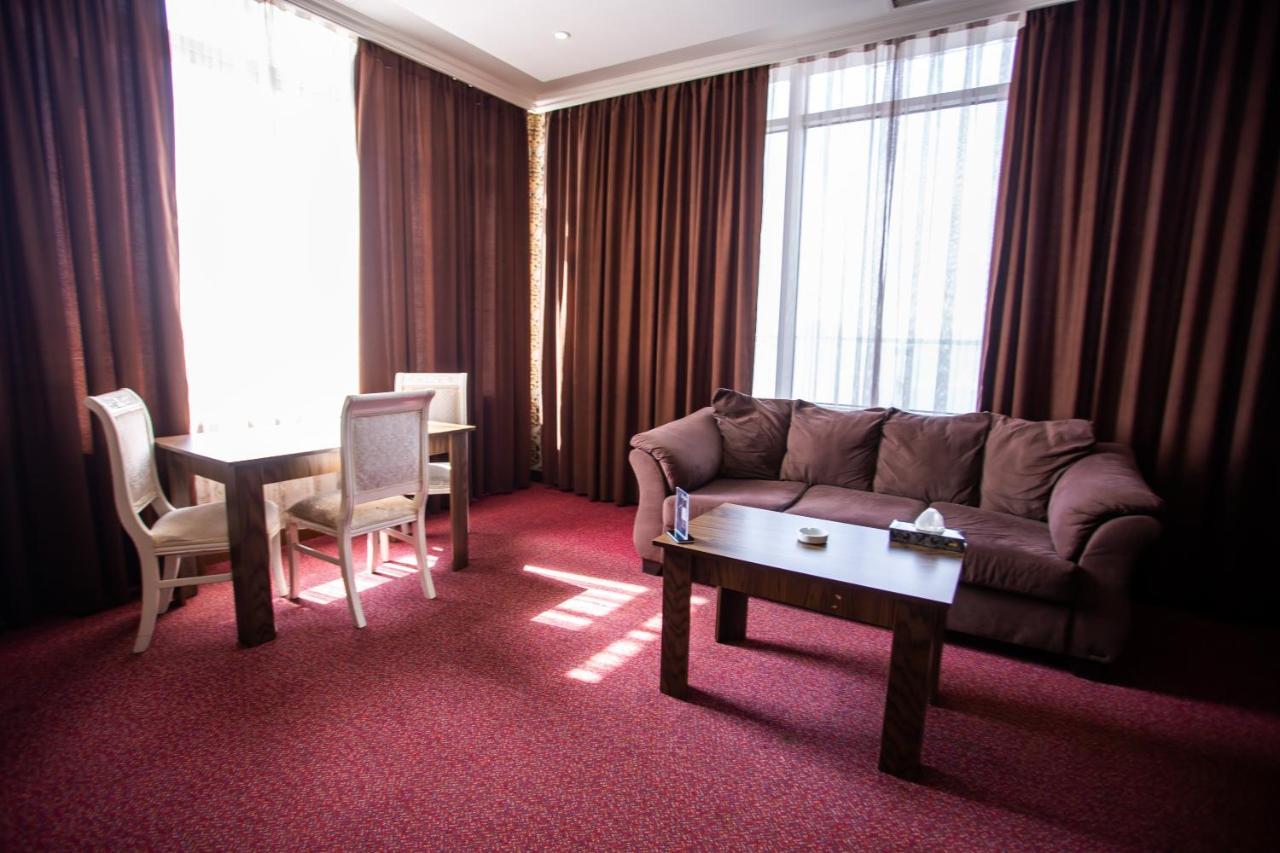 Caspian Business Hotel & Spa Bakoe Buitenkant foto