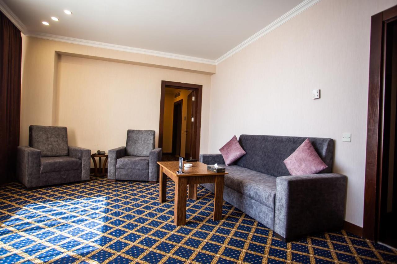 Caspian Business Hotel & Spa Bakoe Buitenkant foto