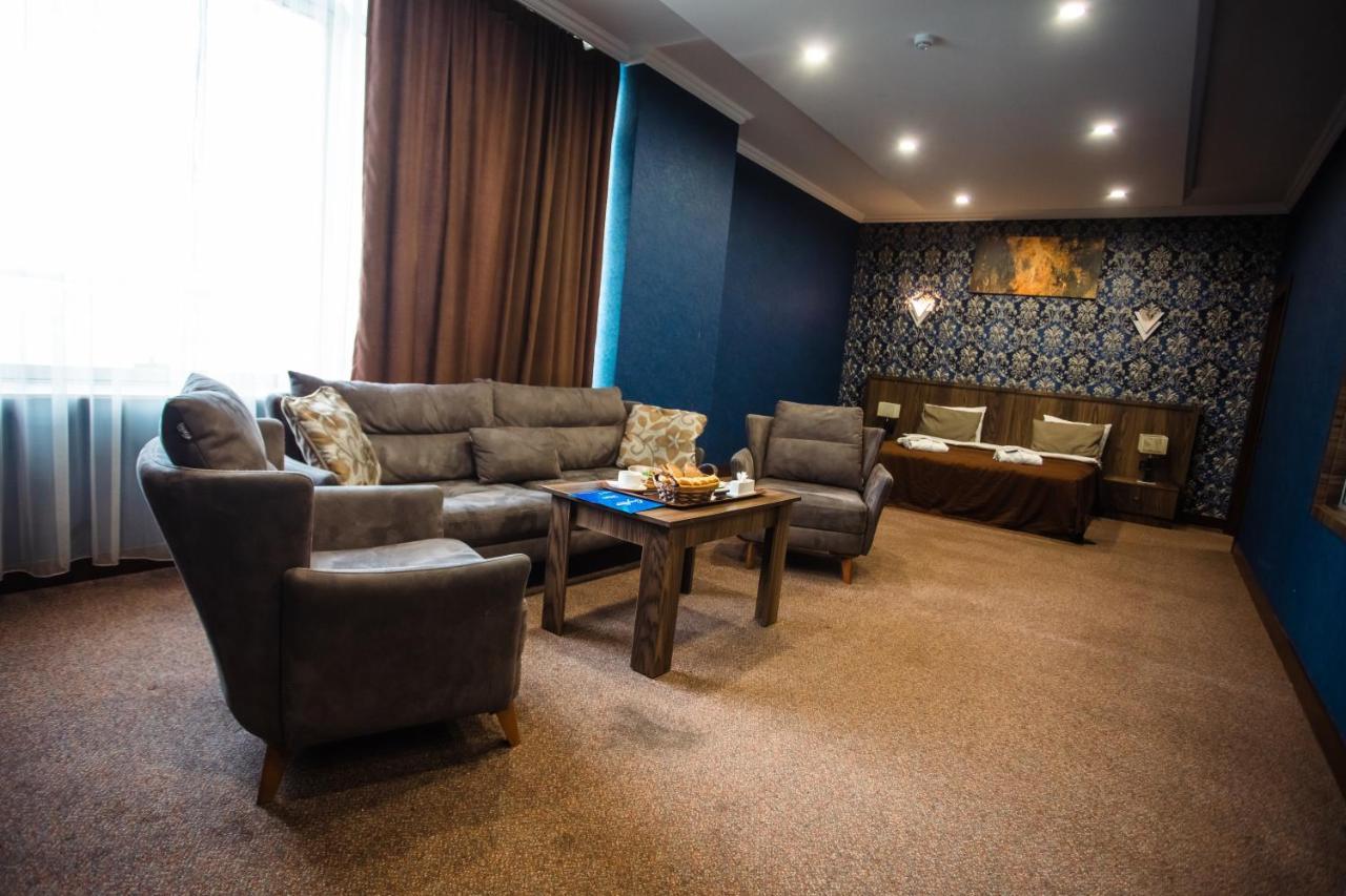 Caspian Business Hotel & Spa Bakoe Buitenkant foto